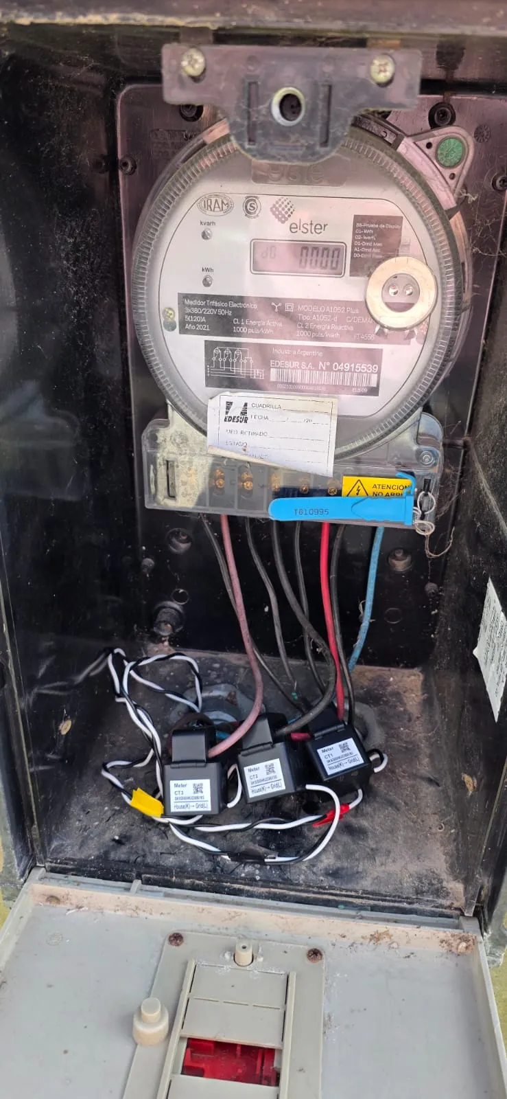 Medidor bidireccional instalado para sistema On Grid con inyección a red